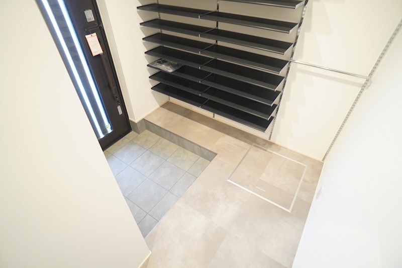 アルカ・ティーⅠ 玄関