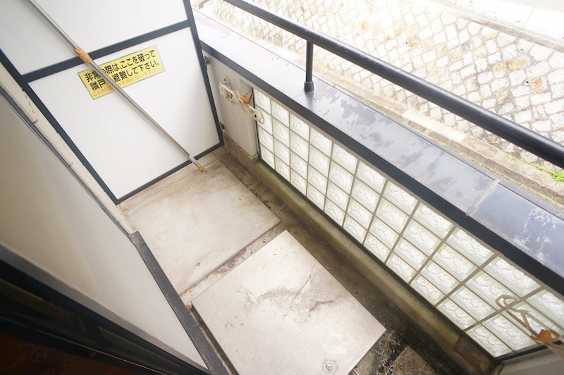 みつがらす ベランダ