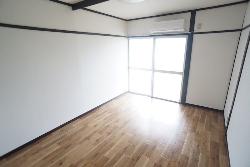 内田ハイツ ベッドルーム