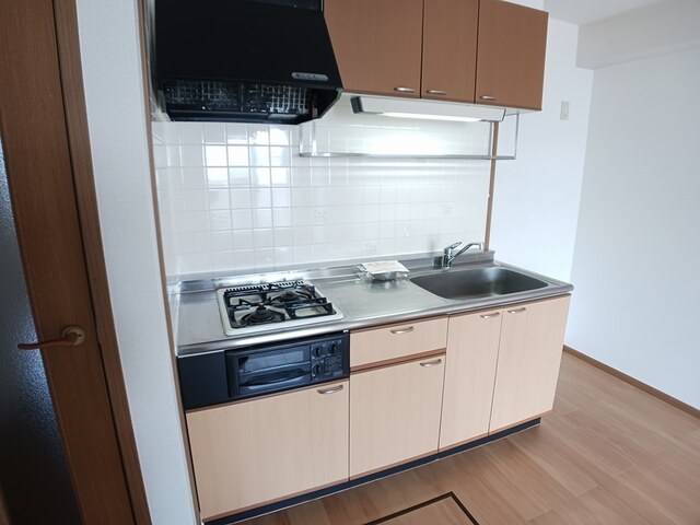 クール　ヴェルビュ キッチン