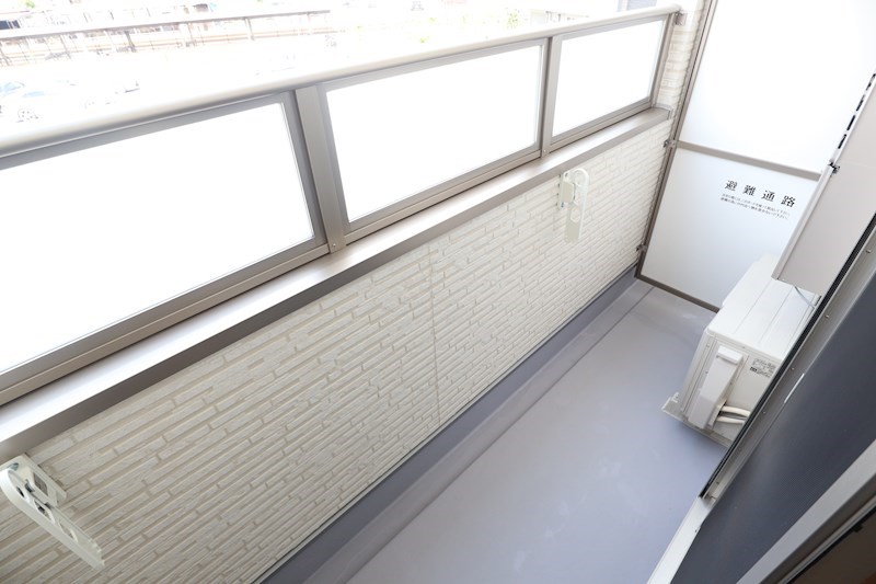 クレアール小泉東 ベランダ