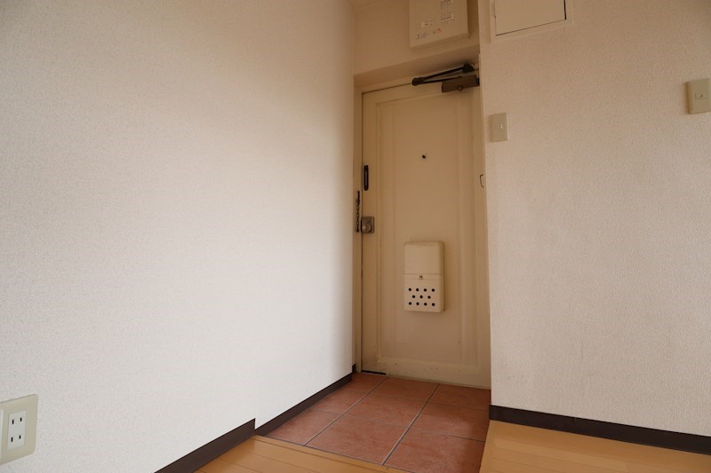 山勝マンション（ヤマカツ） 玄関