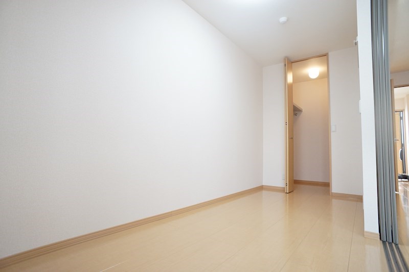 コムアニモ ベッドルーム