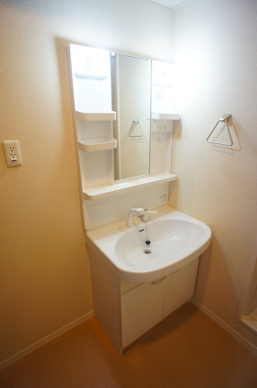 ハニー・コナ その他5