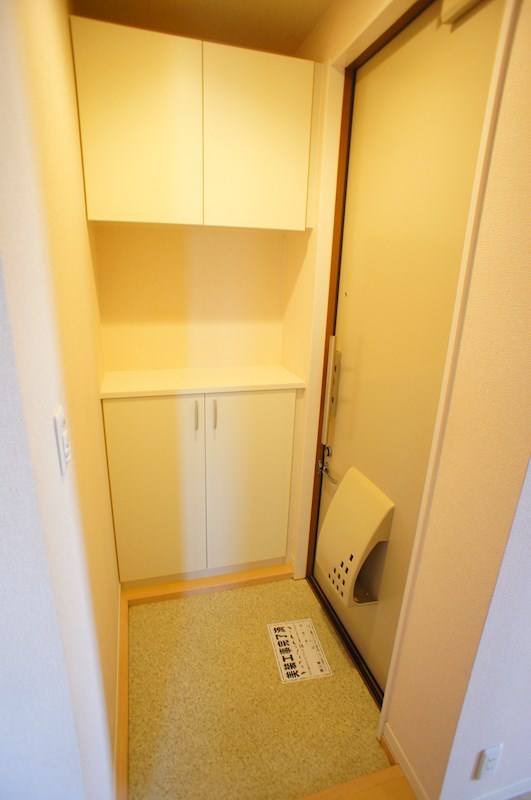 ハニー・コナ 玄関