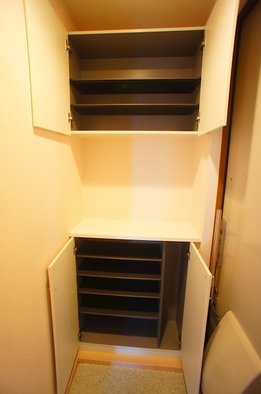 ハニー・コナ その他8