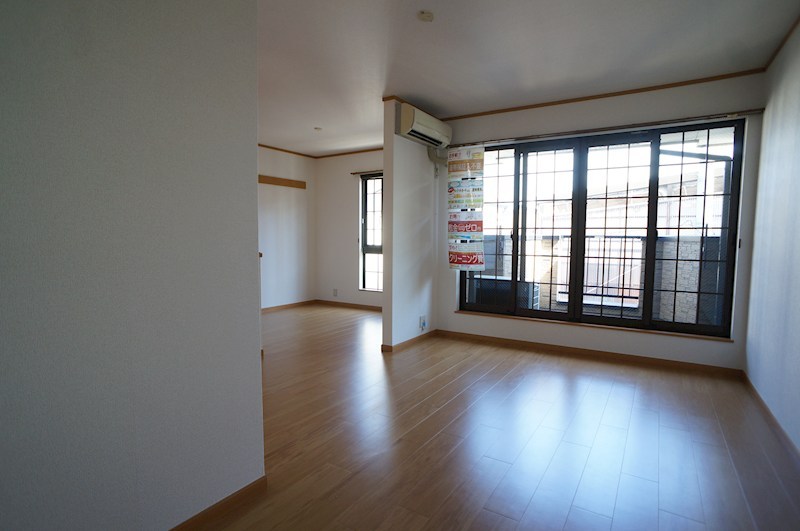 プリムロ－ズ リビング