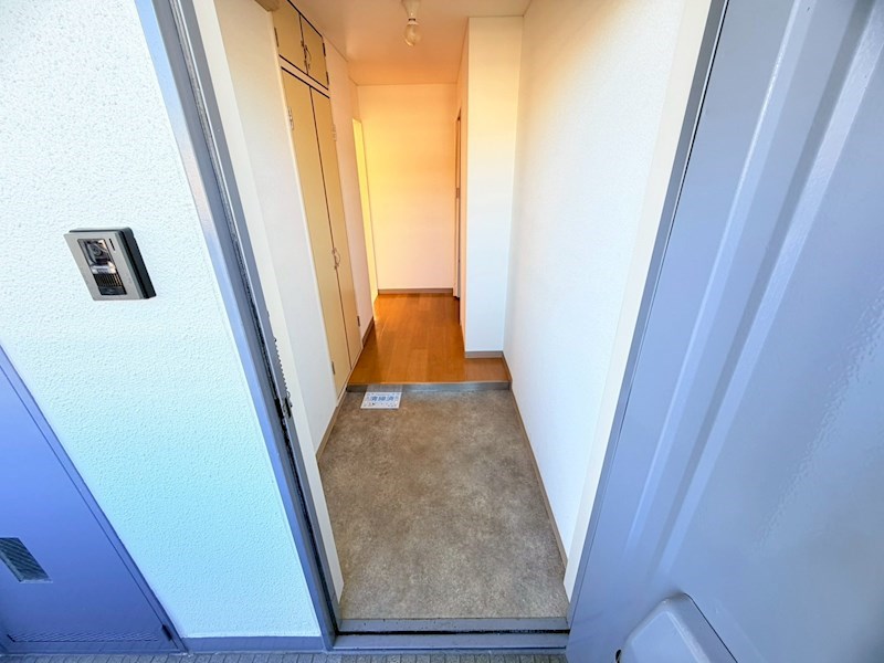 矢追マンション 玄関