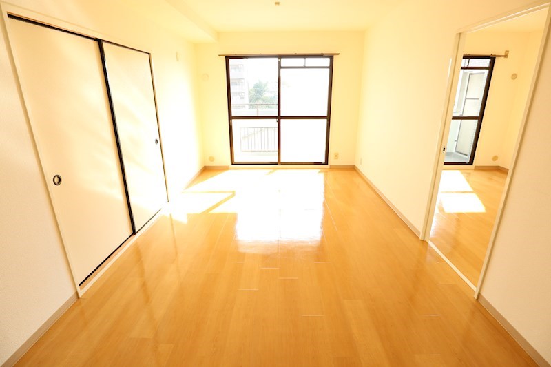 矢追マンション リビング