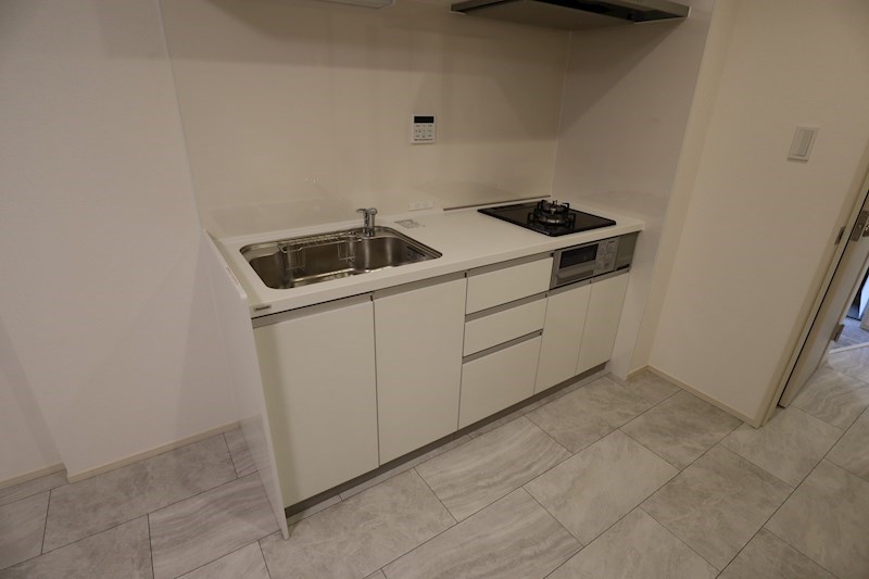 est東岡町Ⅰ（エストヒガシオカチョウ） キッチン