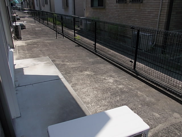 シャトーローリエＣ ベランダ