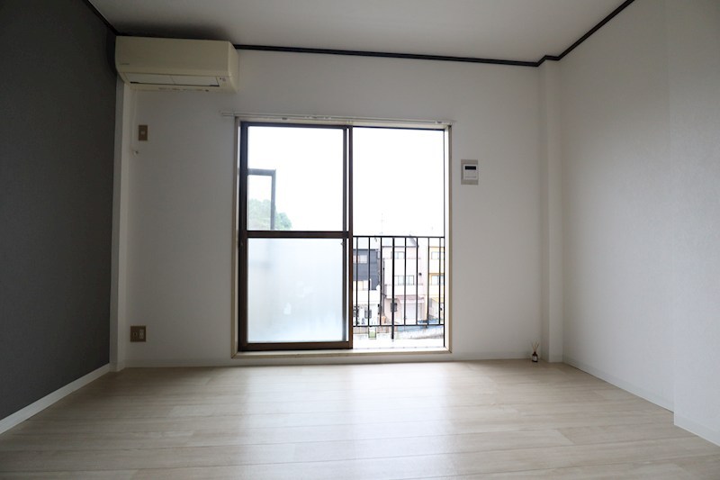 Revo郡山 ベッドルーム