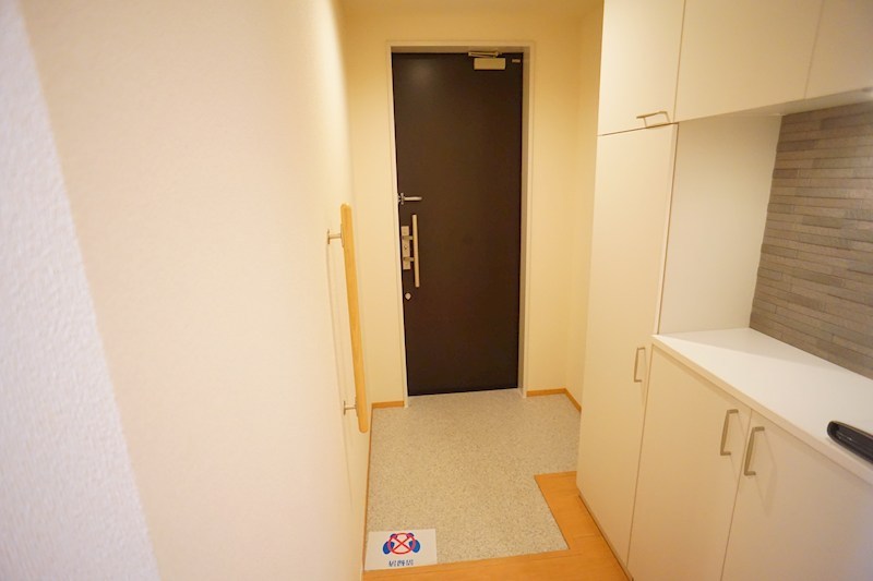 Calme alley (カルムアレイ） 玄関