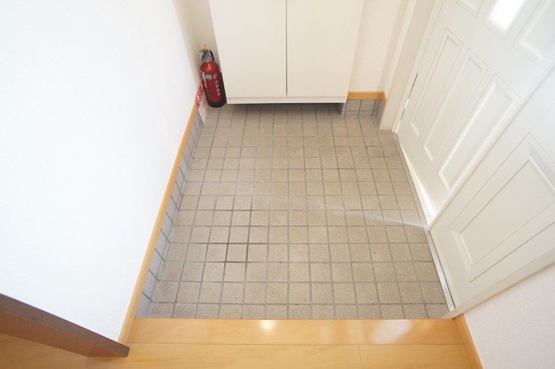 ハイツボナール　Ｄ 玄関