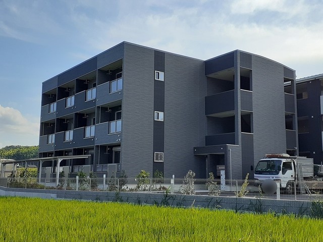 ミレ　グランデ　京田辺 206号室 外観