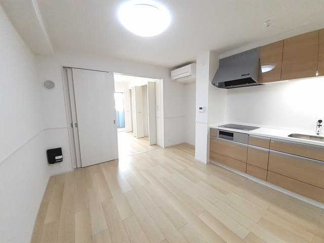 ミレ　グランデ　京田辺 リビング