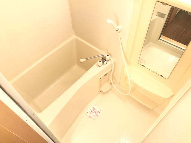 メゾン・ド・ソレイユ 風呂画像