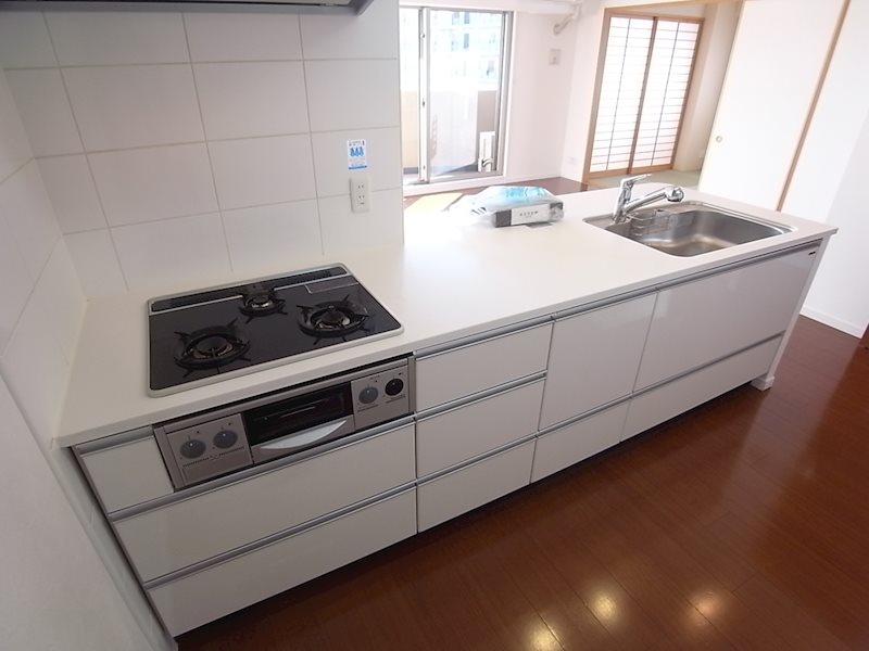 レイセニット奈良グラン・ヴェルジェ キッチン