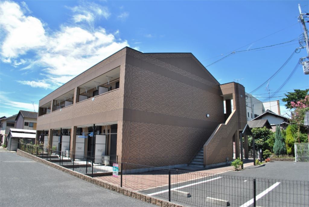 ゴールド・クレスト 105号室 外観