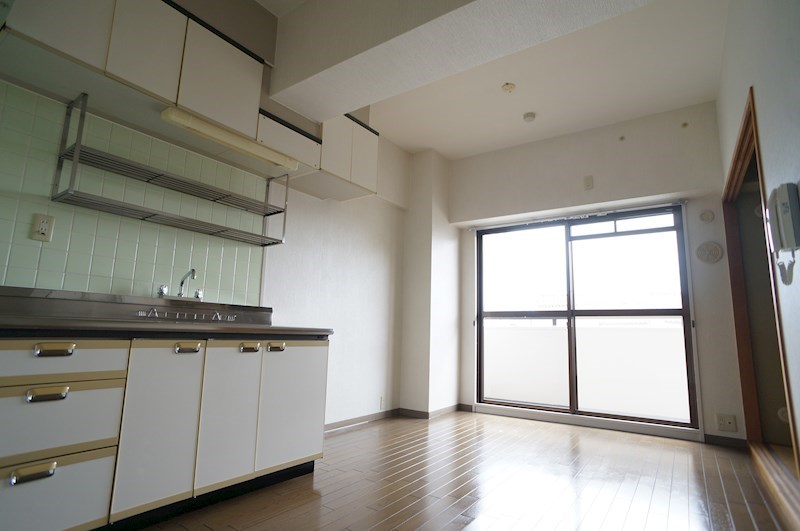 フォレスト神宮前 リビング