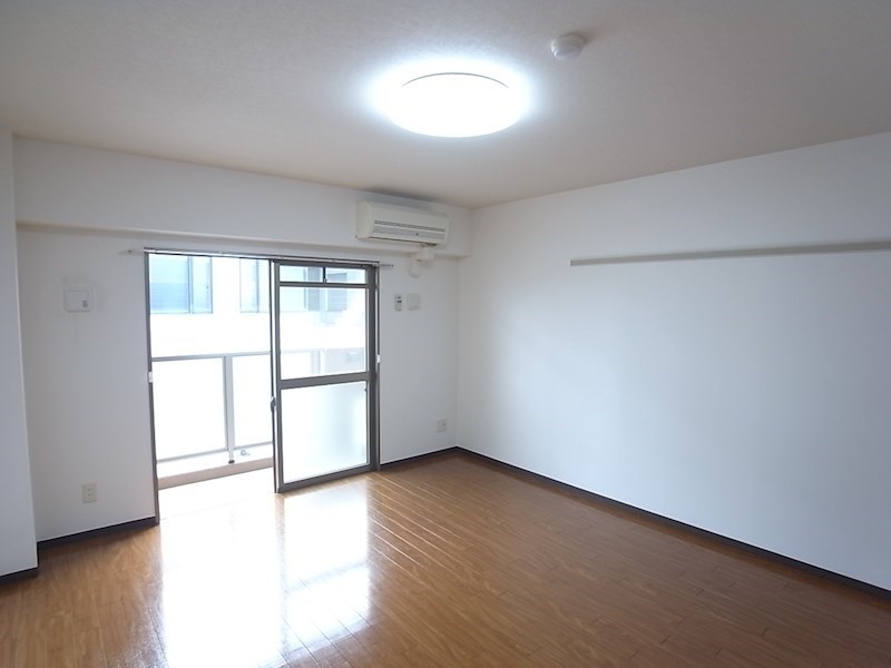 メゾンルルド リビング