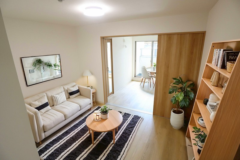 クレアール東岡町 リビング