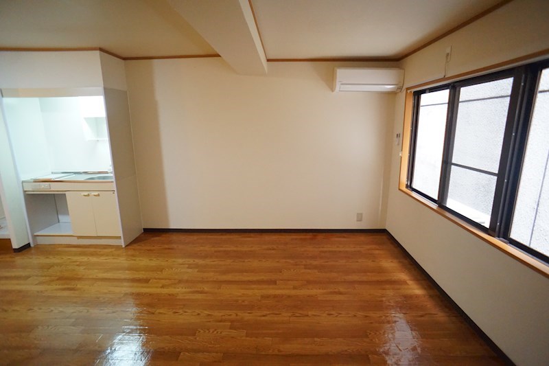 ルミエール新大宮 ベッドルーム