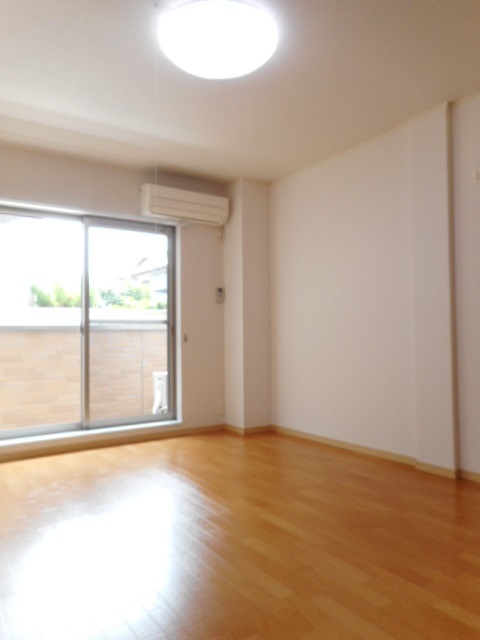 エアリーウエスト リビング