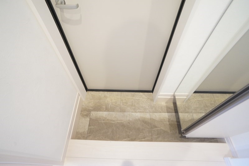 Alce田原本 玄関