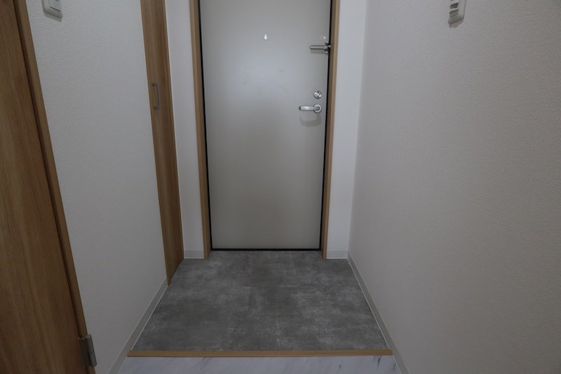 GRM小泉（ジーアールエムコイズミ） 玄関