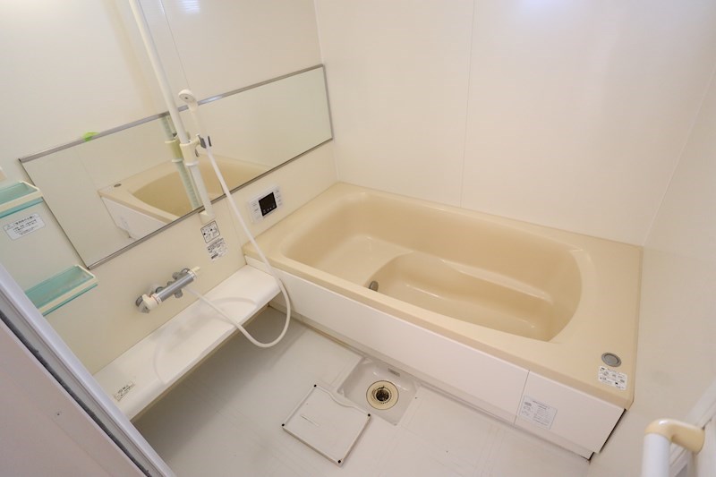 リ・ポワソン 風呂画像