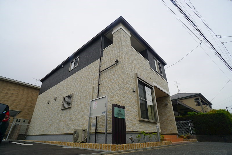 アバンツァート 201号室 外観