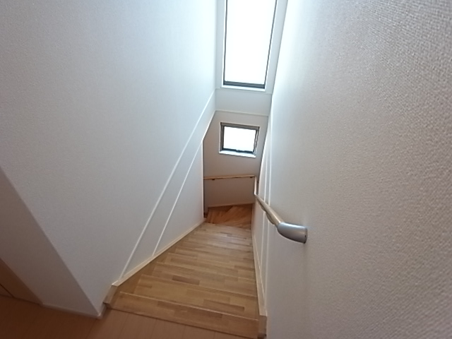 レジデンス西九条 玄関