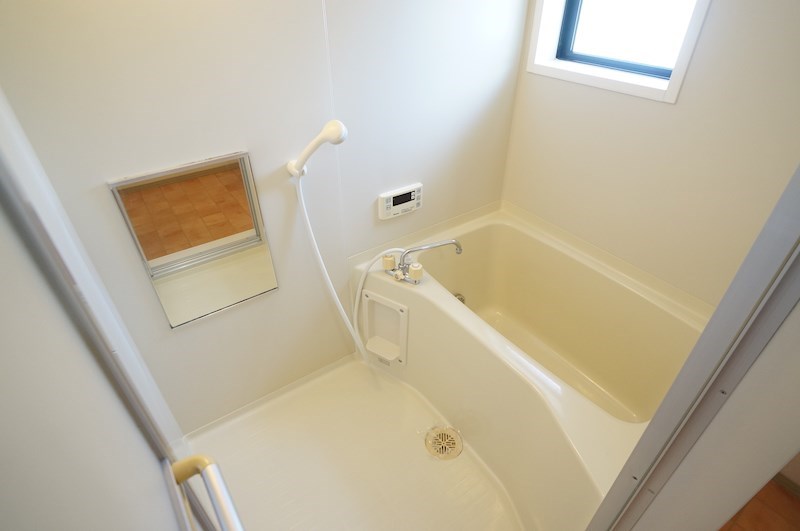 シャルムフルーレＢ棟 風呂画像