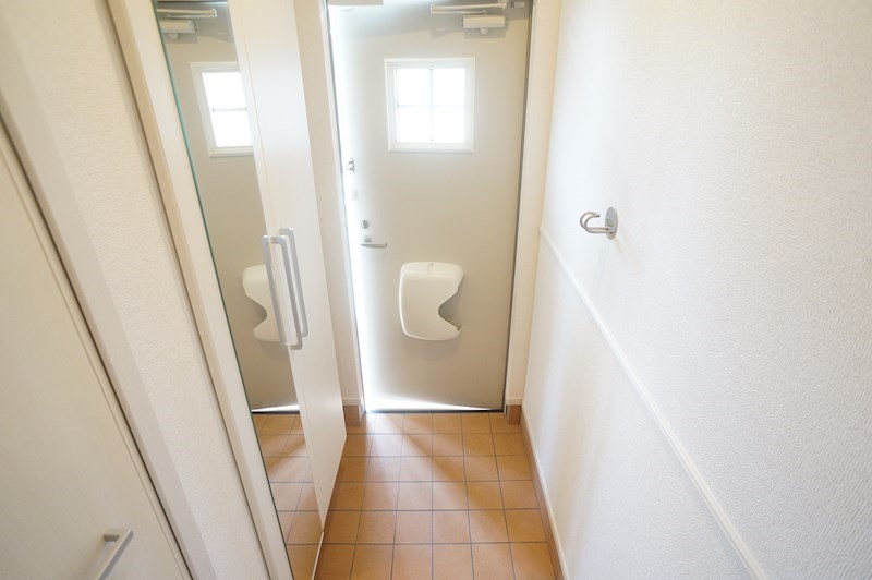 グレイス木津川Ⅱ  玄関