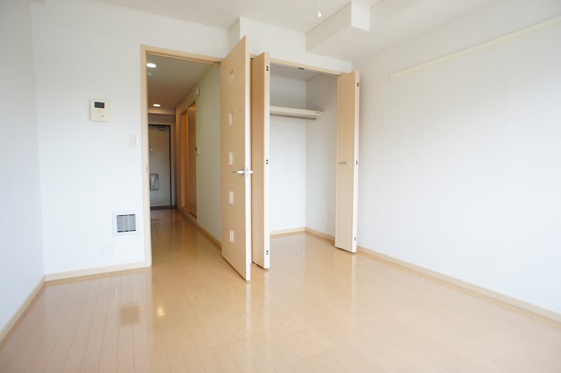 サンシャイン　富雄駅前 リビング