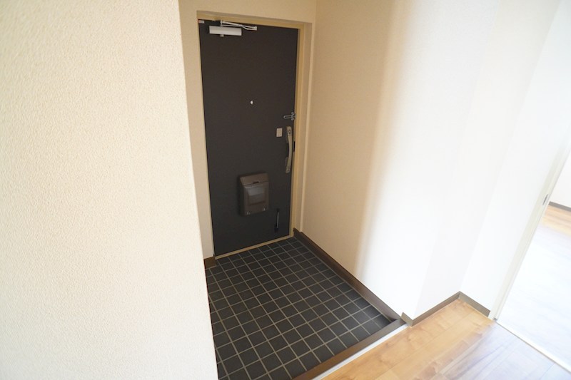 三条町住宅　1号棟 玄関