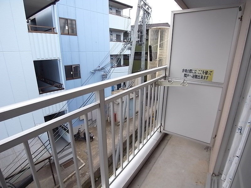 クレール秋篠 ベランダ