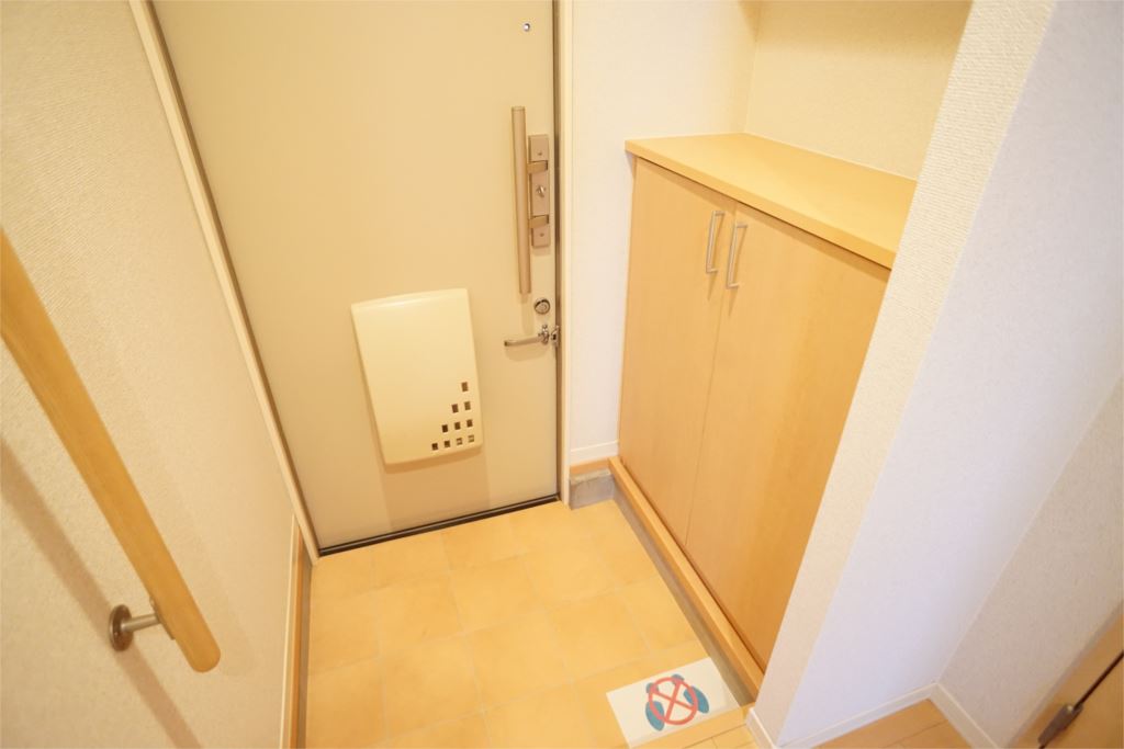 サンプレジール 玄関