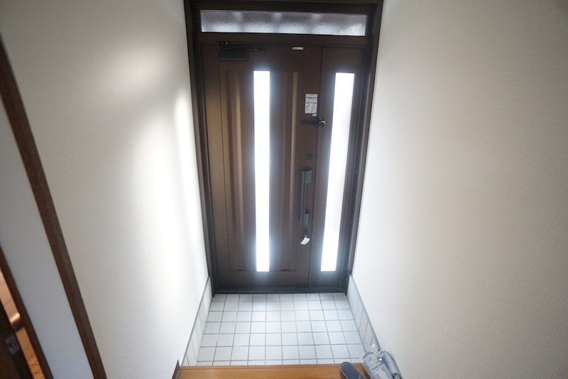 西ノ京戸建 玄関