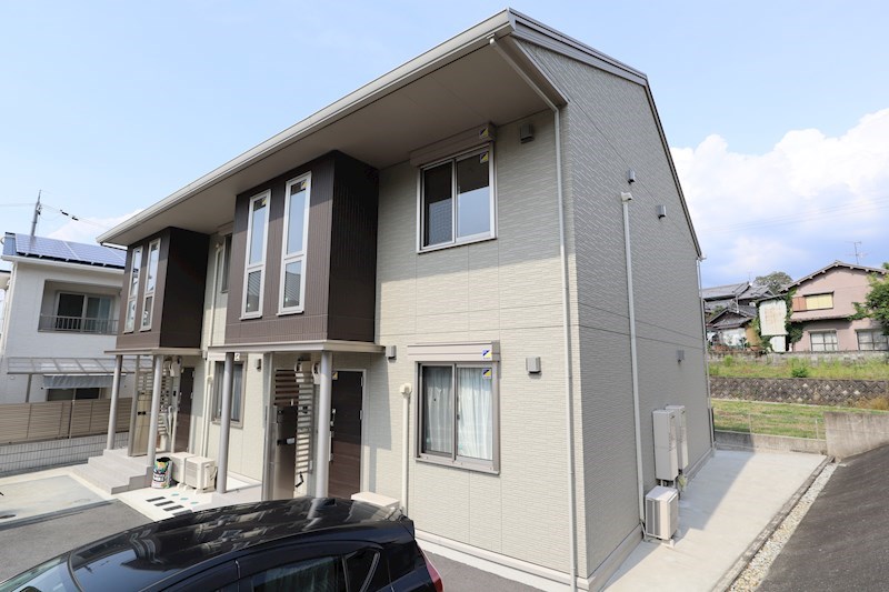 メゾン・ド・トレビアン 101号室 外観