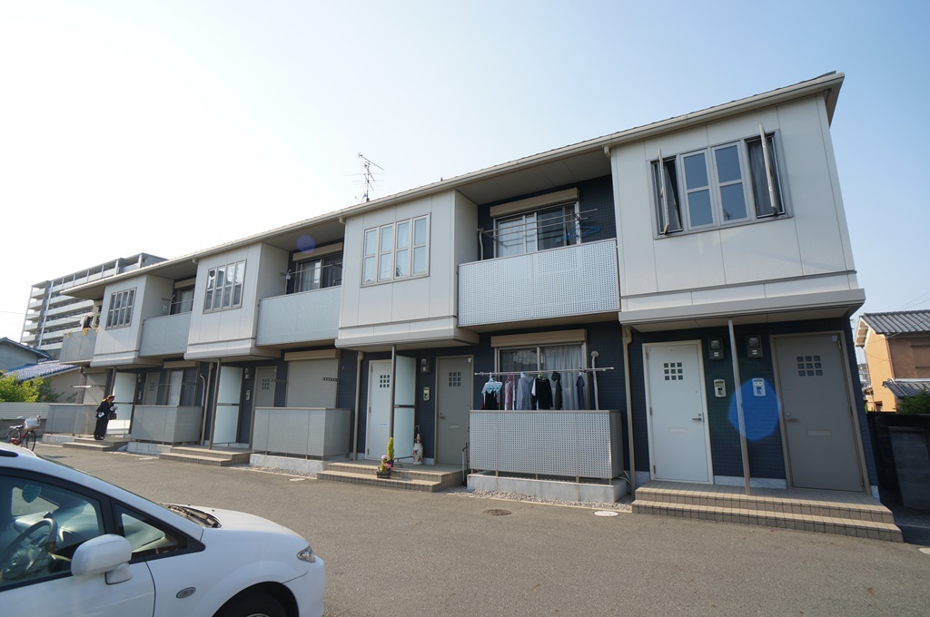 モン・ヴィラージュ 201号室 外観