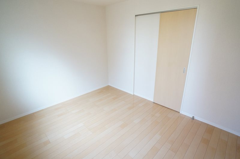 モン・ヴィラージュ ベッドルーム