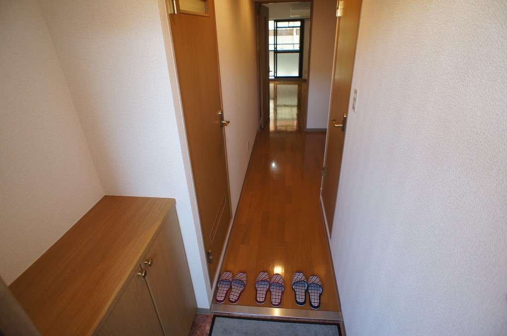 アプローズ 玄関