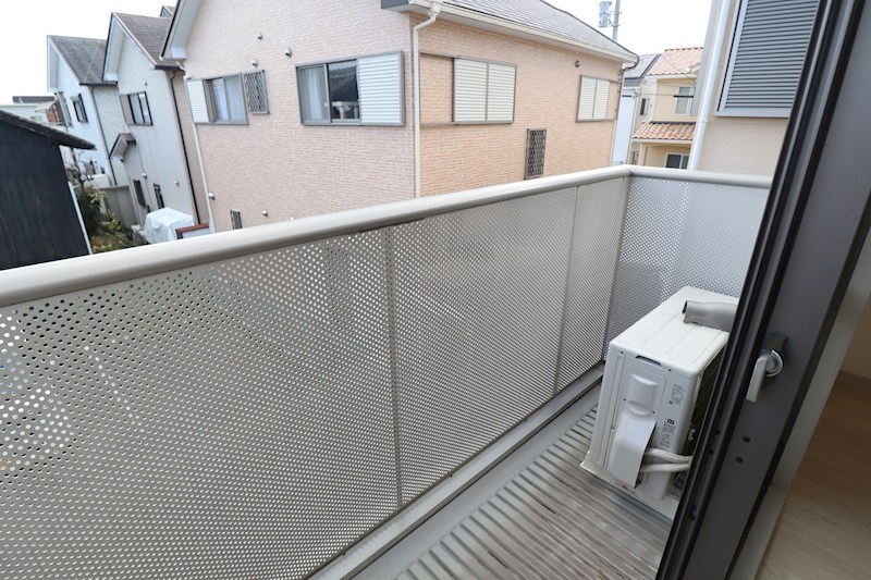 ＤＥＬ　ＡＲＺＴ（デル　アルツト） ベランダ