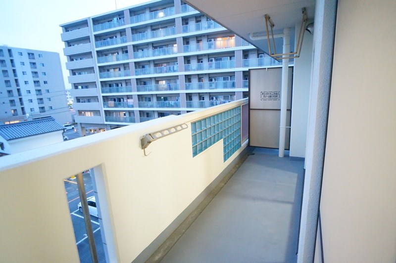 グランドパレス新大宮 ベランダ