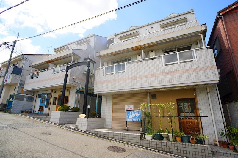 シティパレス２１学園前 206号室 外観