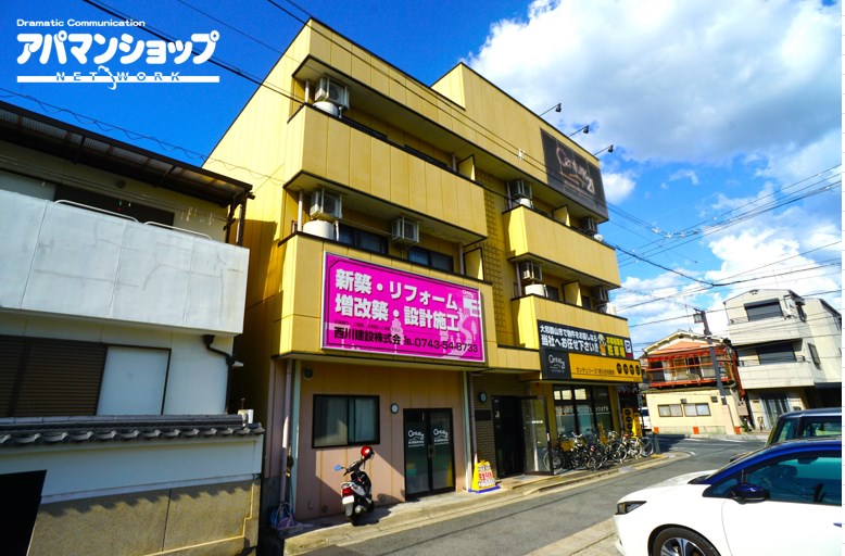 ウエストリバー 外観