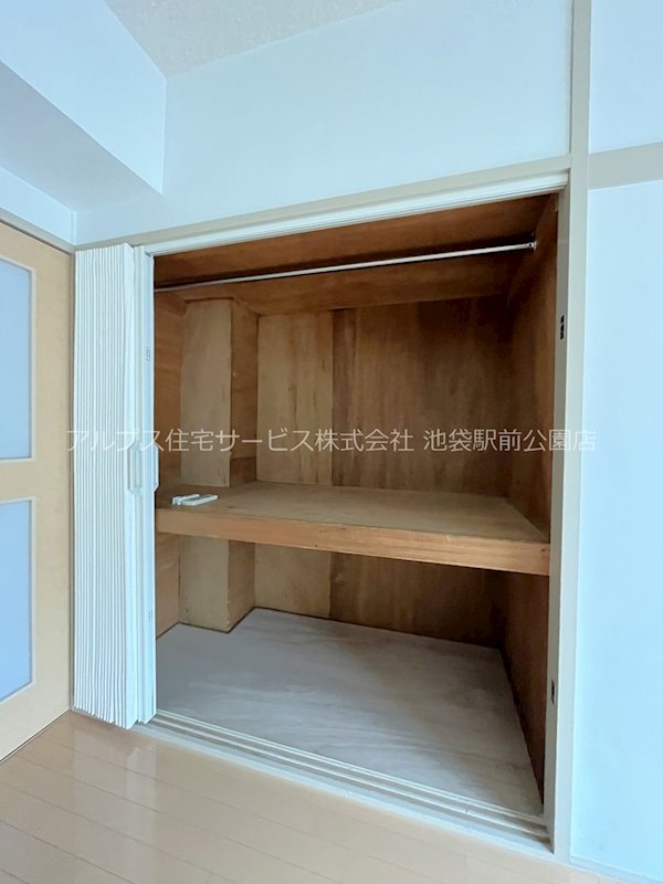 高橋ビル 収納