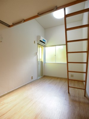 レオパレス千川 リビング
